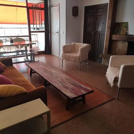 Apartment En La Nogalera, Terraza Vistas, 90 Metros 4 Personas *