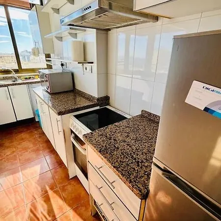 En La Nogalera, Terraza Vistas, 90 Metros 4 Personas Apartment
